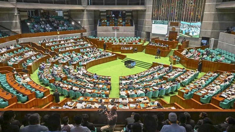 এক লাখ ফ্ল্যাট নির্মাণের উদ্যোগ, আগস্টে জাতীয় গ্রিডে রূপপুরের বিদ্যুৎ