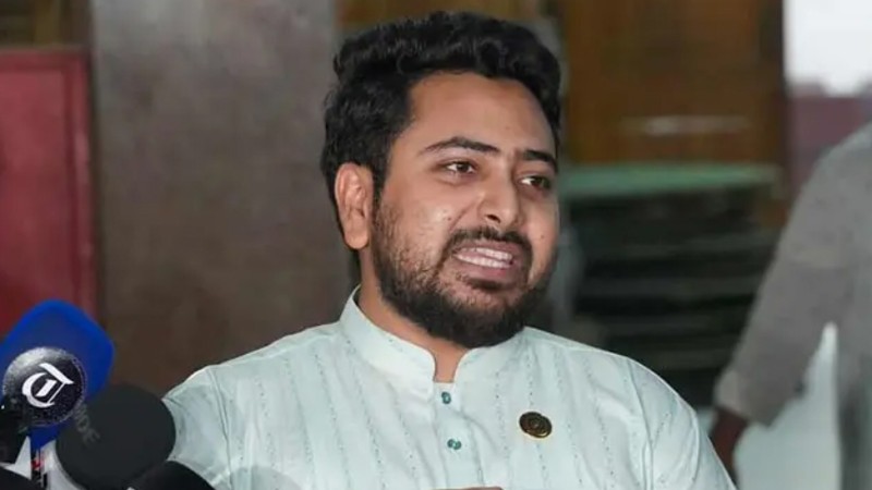 ফাঁসির রায় কার্যকর হওয়ার জন্যই শেখ হাসিনা দেশে ফিরবেন: নাহিদ ইসলাম