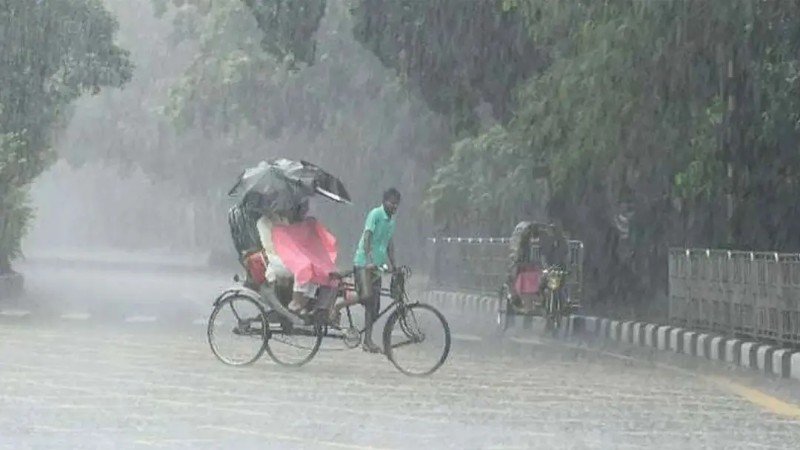 ঢাকাসহ ৯ অঞ্চলে ঝড়বৃষ্টির আভাস, কমবে গরম