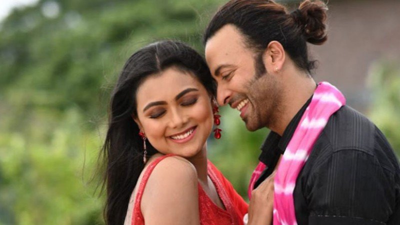 ফের বড় পর্দায় একসঙ্গে শাকিব-ইধিকা?