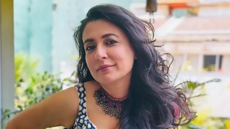 কপালে ইনজেকশন নিয়ে জীবনের ‘সবচেয়ে খারাপ’ সিদ্ধান্ত বললেন অভিনেত্রী মিনি মাথুর