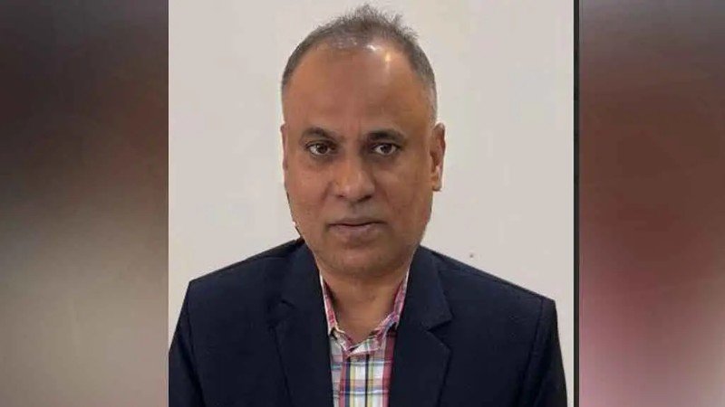 শেরপুরে মধ্যরাতে নারীসহ পাসপোর্ট অফিসের সহকারী পরিচালক আটক