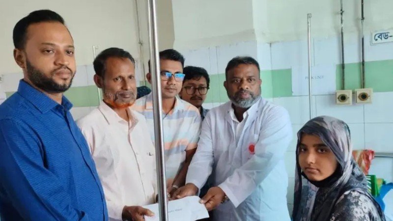 শহীদ জুবায়ের হোসেনের বোনের চিকিৎসায় পাশে দাঁড়ালেন প্রধানমন্ত্রী